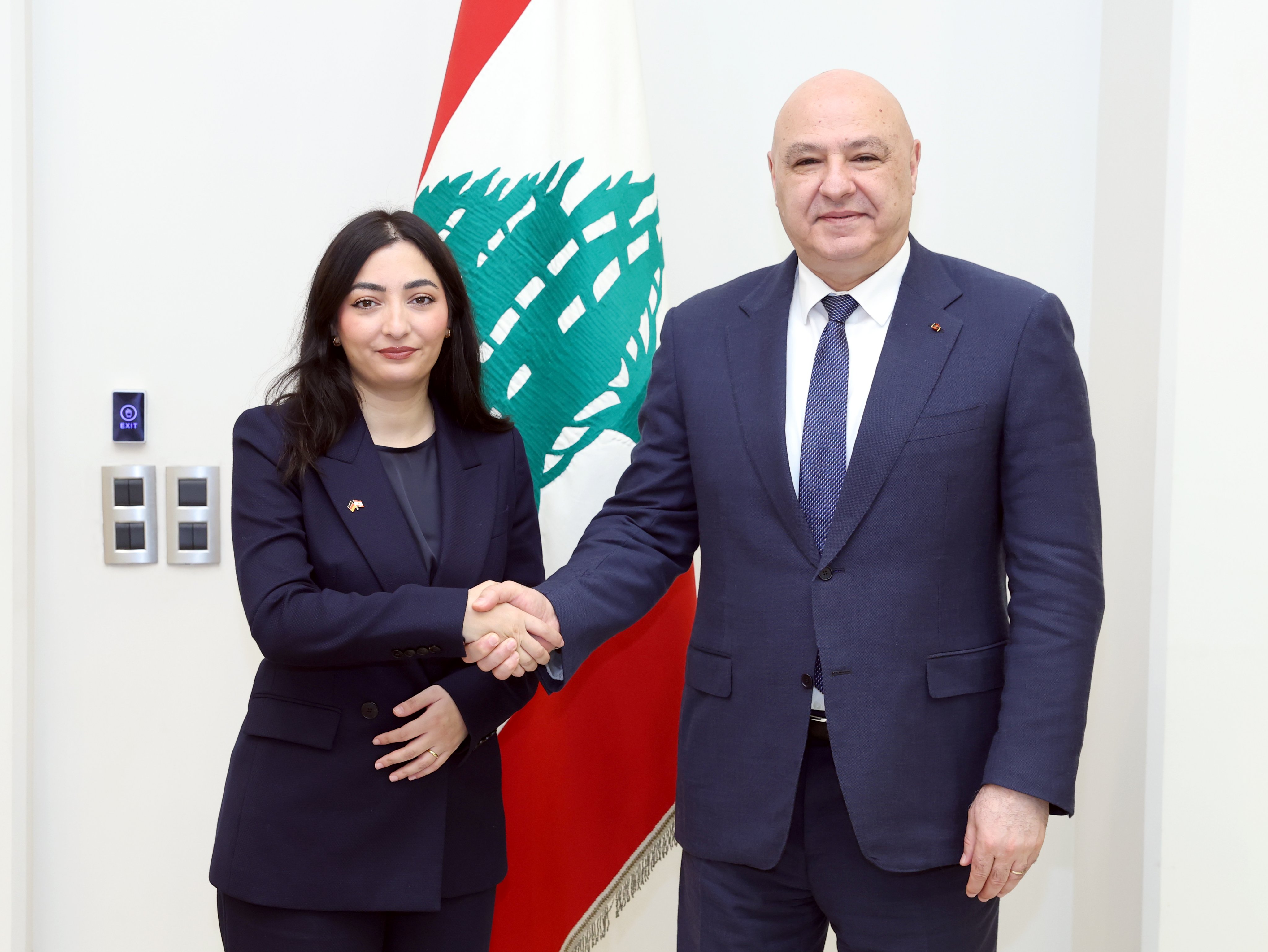 الرئيس عون استقبل الوزيرة الاتحادية للتعاون الاقتصادي والتنمية الألمانية: لبنان يتمسك بالحلول الدبلوماسية والتفاوضية لمعالجة النزاعات